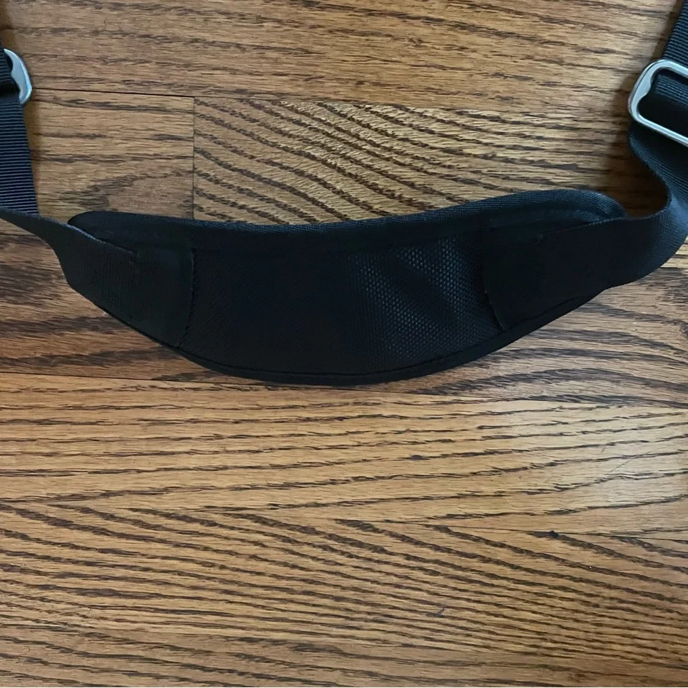 EUC Codi laptop bag